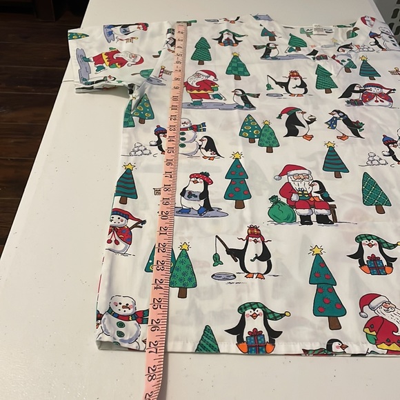 Angelica Christmas Scrub Top Extra Large - Picture 4 of 11